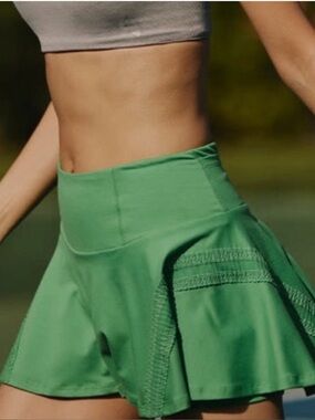 💚 Medium Free People Movement Pleats and Thank You Green Athletic Tennis Skirt